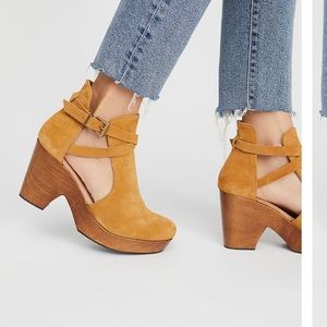 Free People clogs